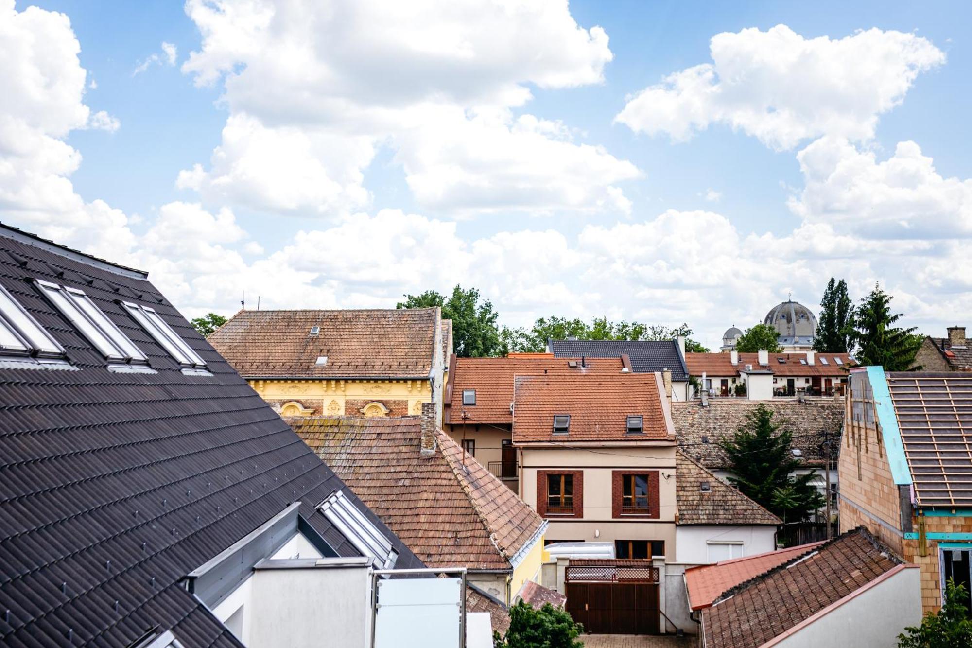 Nook With A View - Quelle Apartman Győr Kültér fotó